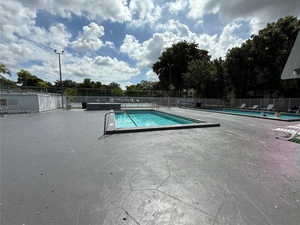 11050 SW 196th St 201, Cutler Bay FL 33157