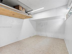 8239 NW 8th St 3, Plantation FL 33324