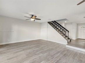 8239 NW 8th St 3, Plantation FL 33324