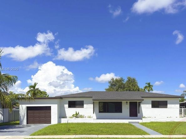 1061 NW 87th St, Miami FL 33150