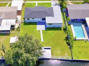 1061 NW 87th St, Miami FL 33150