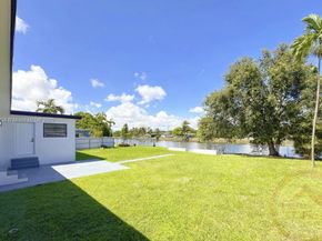 1061 NW 87th St, Miami FL 33150