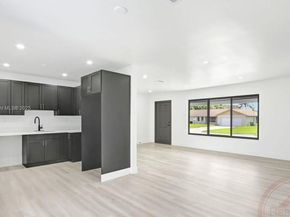 1061 NW 87th St, Miami FL 33150