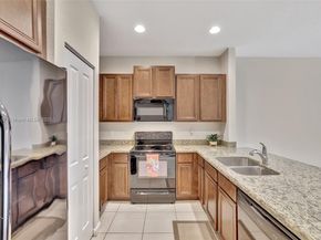 4208 N Dixie Hwy 23, Oakland Park FL 33334