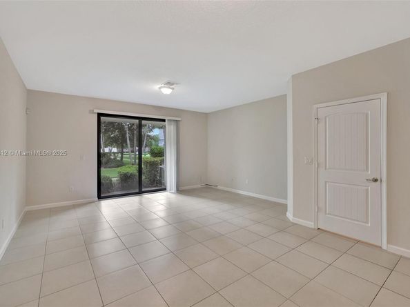 4208 N Dixie Hwy 23, Oakland Park FL 33334