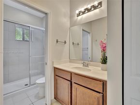 4208 N Dixie Hwy 23, Oakland Park FL 33334