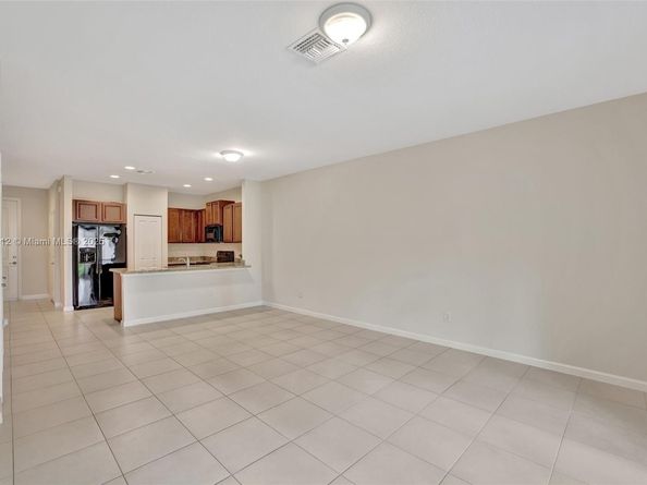 4208 N Dixie Hwy 23, Oakland Park FL 33334