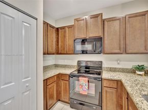 4208 N Dixie Hwy 23, Oakland Park FL 33334