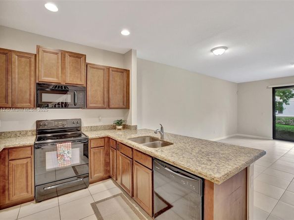 4208 N Dixie Hwy 23, Oakland Park FL 33334