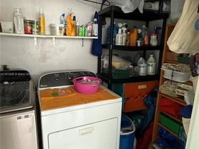 21140 NE 26th Ave, Miami FL 33180