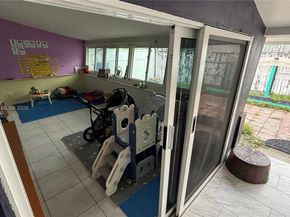 21140 NE 26th Ave, Miami FL 33180