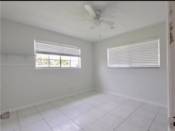 21140 NE 26th Ave, Miami FL 33180