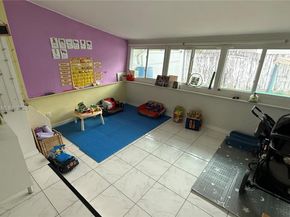 21140 NE 26th Ave, Miami FL 33180