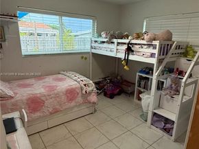 21140 NE 26th Ave, Miami FL 33180