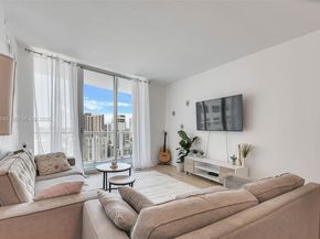 185 SW 7th St 2204, Miami FL 33130