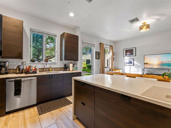 Undisclosed Address #A11905623, Miami Gardens FL 33169