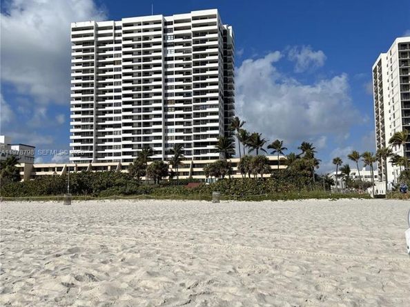 2555 Collins Ave 506, Miami Beach FL 33140
