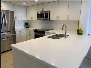 2555 Collins Ave 506, Miami Beach FL 33140