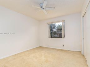 5641 Thistledown Ter, Davie FL 33331