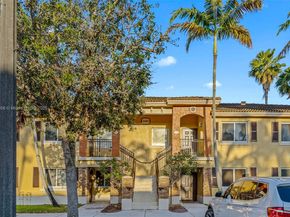 945 NE 34th Ave 103, Homestead FL 33033