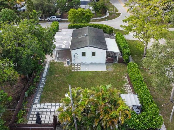 200 NW 134th St, North Miami FL 33168