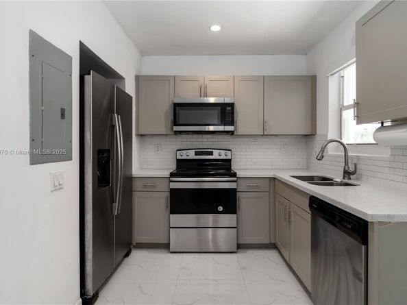 200 NW 134th St, North Miami FL 33168