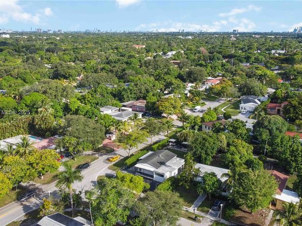 200 NW 134th St, North Miami FL 33168