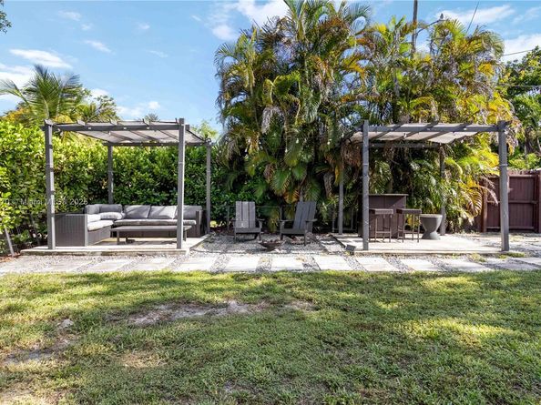 200 NW 134th St, North Miami FL 33168