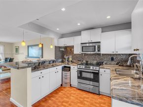 8950 Sunrise Lakes Blvd 311, Sunrise FL 33322