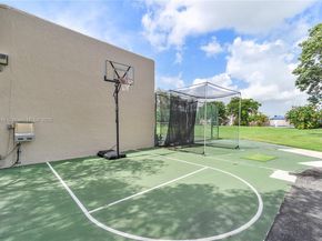 8950 Sunrise Lakes Blvd 311, Sunrise FL 33322