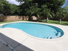 17191 SW 85th Ave, Palmetto Bay FL 33157