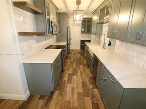 17191 SW 85th Ave, Palmetto Bay FL 33157