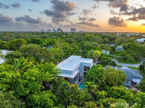 7621 SW 59th Ct, South Miami FL 33143