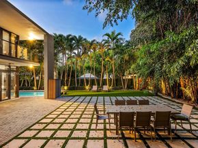 7621 SW 59th Ct, South Miami FL 33143