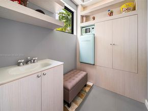 7621 SW 59th Ct, South Miami FL 33143