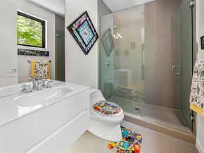 7621 SW 59th Ct, South Miami FL 33143