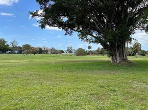 1045 Country Club Dr 307, Margate FL 33063