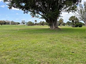 1045 Country Club Dr 307, Margate FL 33063