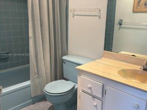 1045 Country Club Dr 307, Margate FL 33063