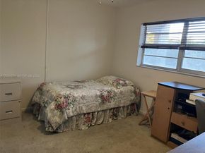 1045 Country Club Dr 307, Margate FL 33063
