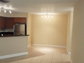 3450 N Pinewalk Dr N 418, Margate FL 33063