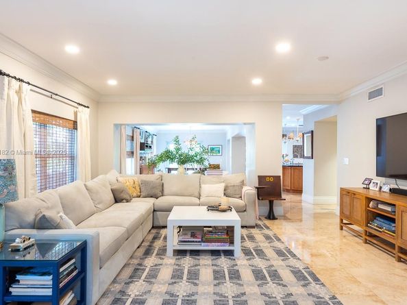 9400 E Broadview Dr, Bay Harbor Islands FL 33154