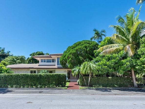 9400 E Broadview Dr, Bay Harbor Islands FL 33154