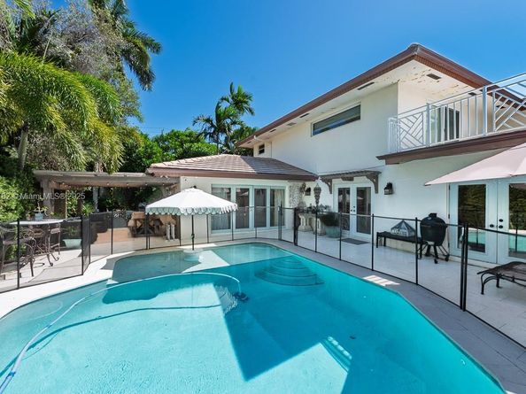 9400 E Broadview Dr, Bay Harbor Islands FL 33154