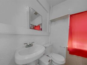 1334 SW 4th St, Miami FL 33135