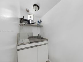 1334 SW 4th St, Miami FL 33135