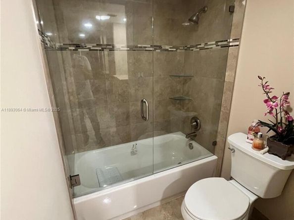 10777 W Sample Rd 301, Coral Springs FL 33065