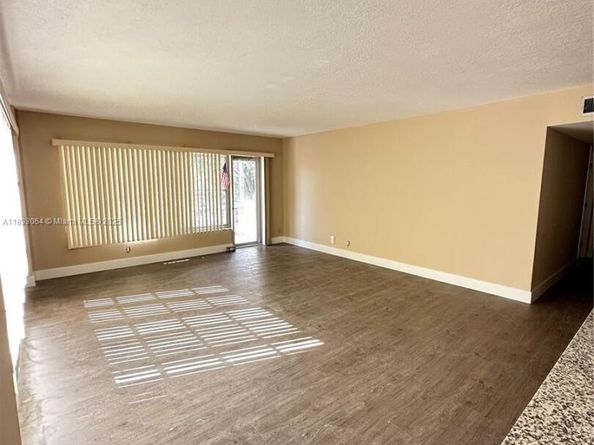 10777 W Sample Rd 301, Coral Springs FL 33065
