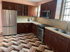 6730 NE Miami Pl, Miami FL 33138