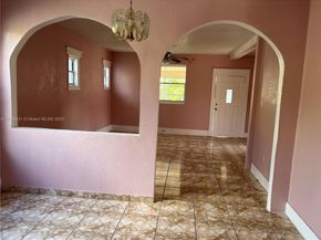 6730 NE Miami Pl, Miami FL 33138